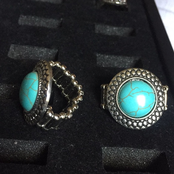 Turquoise & Silver Ring - Picture 1 of 1